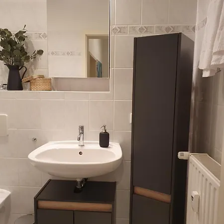 Apartmán Stilvolles Altbauapartment Mit Balkon In Uninaehe