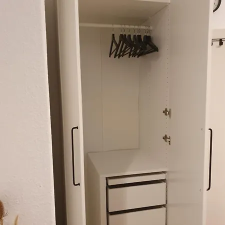 Stilvolles Altbauapartment Mit Balkon In Uninaehe *