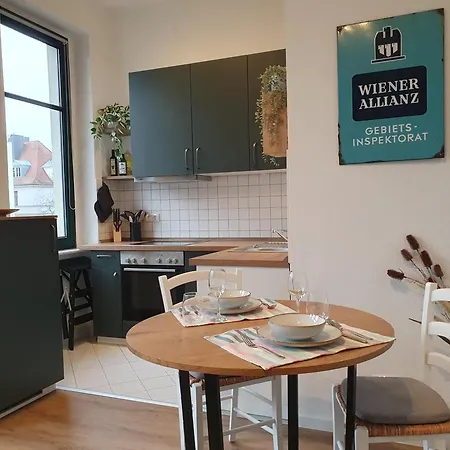 Appartement Stilvolles Altbauapartment Mit Balkon In Uninaehe *