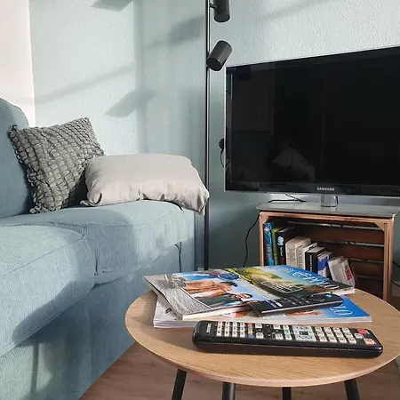 Stilvolles Altbauapartment Mit Balkon In Uninaehe * Magdeburk